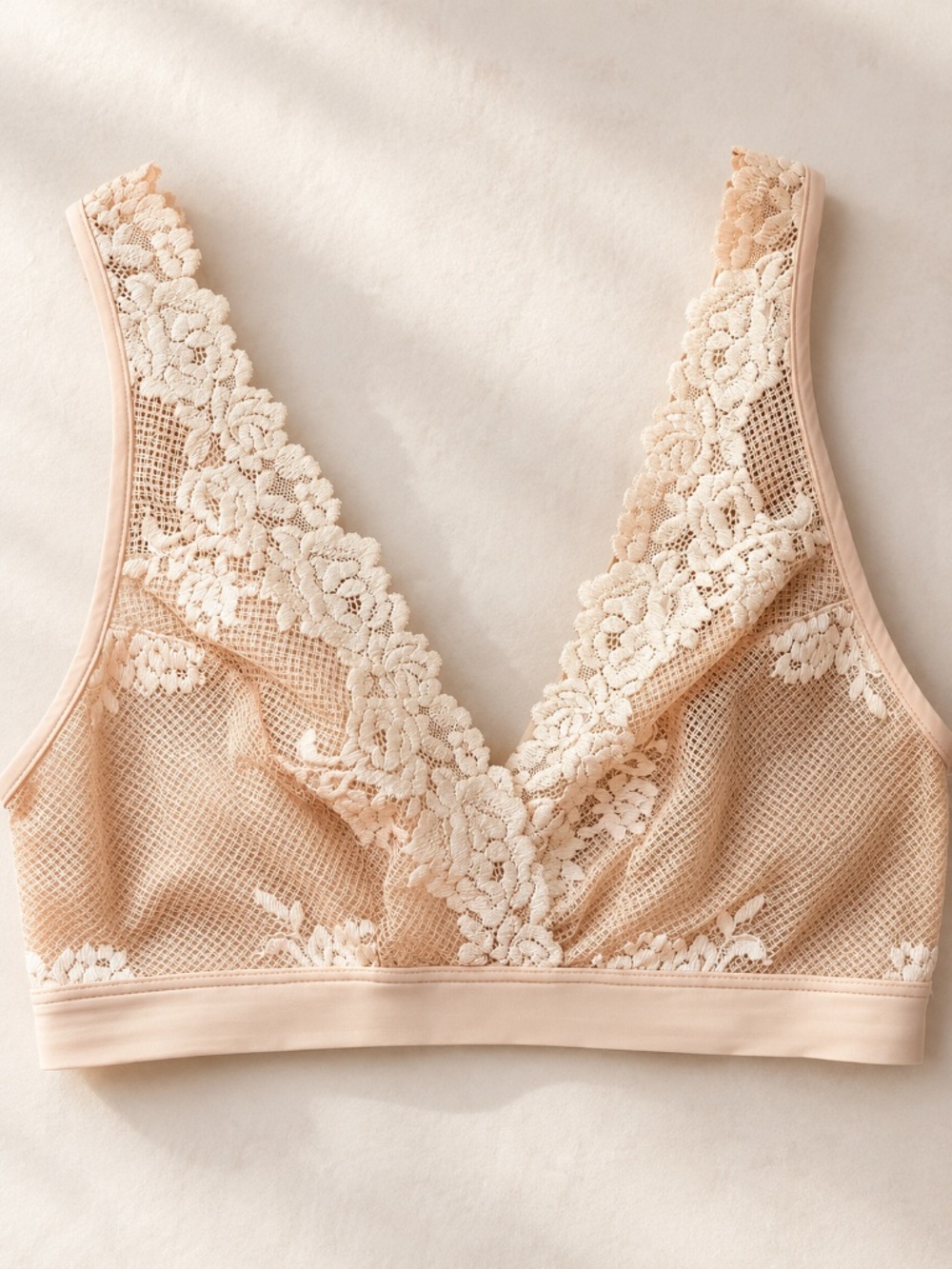 Intimissimi Floral Lace Sheer Bralette Wireless Bra Blush Pink 34C
